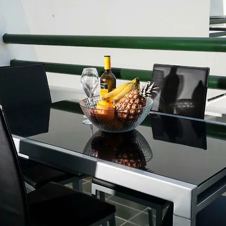 Optimist 1 Apartment *